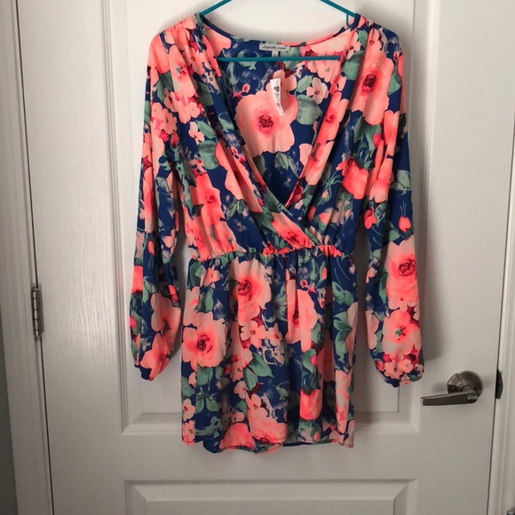 Charlotte Russe Dresses & Skirts - Floral print romper
